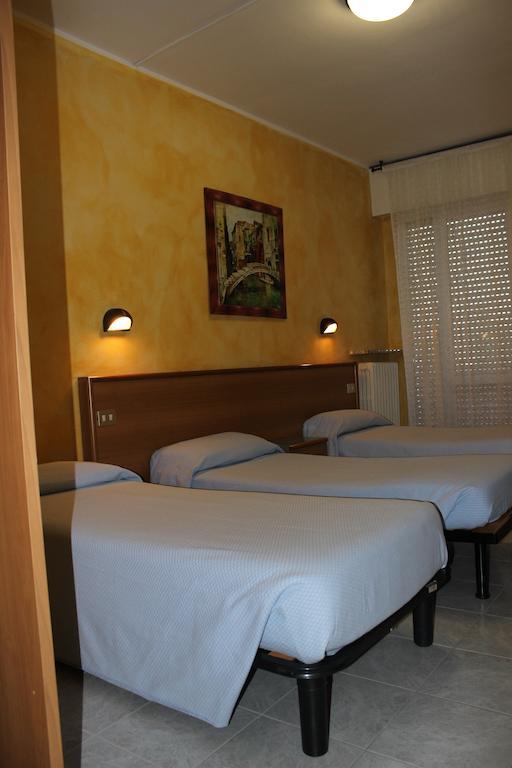 Albergo Napoleone SantʼAmbrogio di Valpolicella Chambre photo